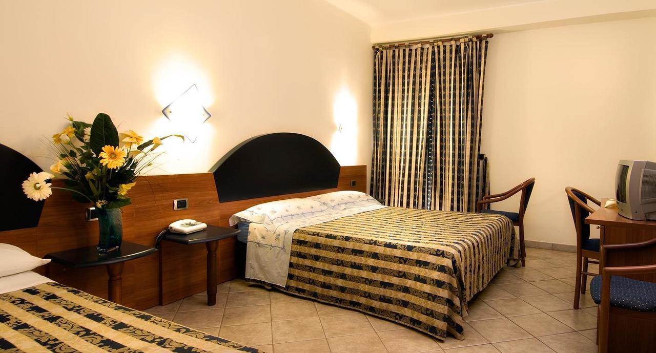 Hotel Marconi Pietraperzia Esterno foto