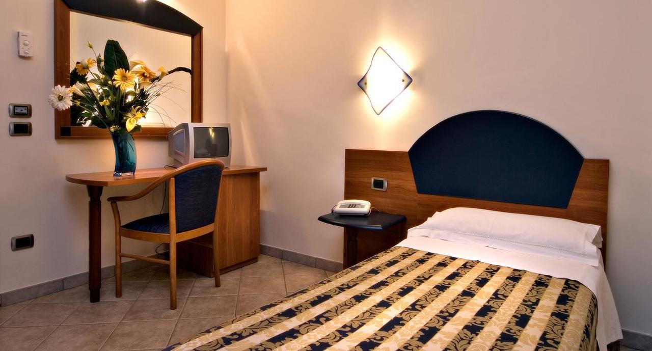 Hotel Marconi Pietraperzia Esterno foto