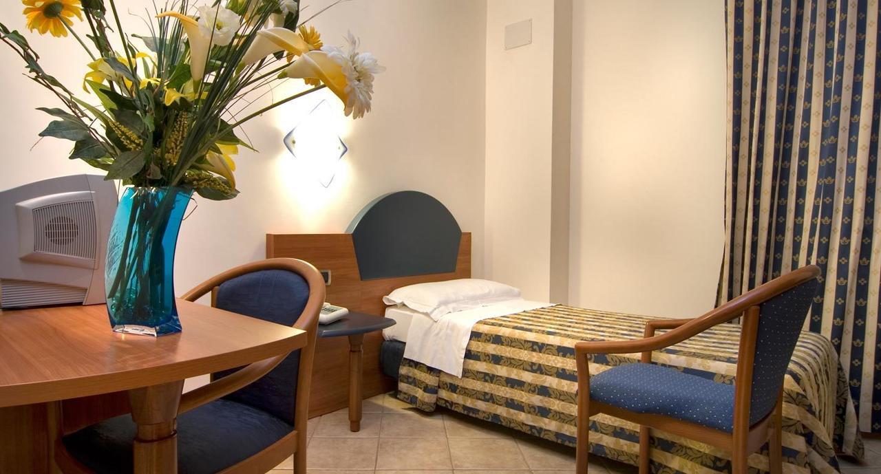 Hotel Marconi Pietraperzia Esterno foto